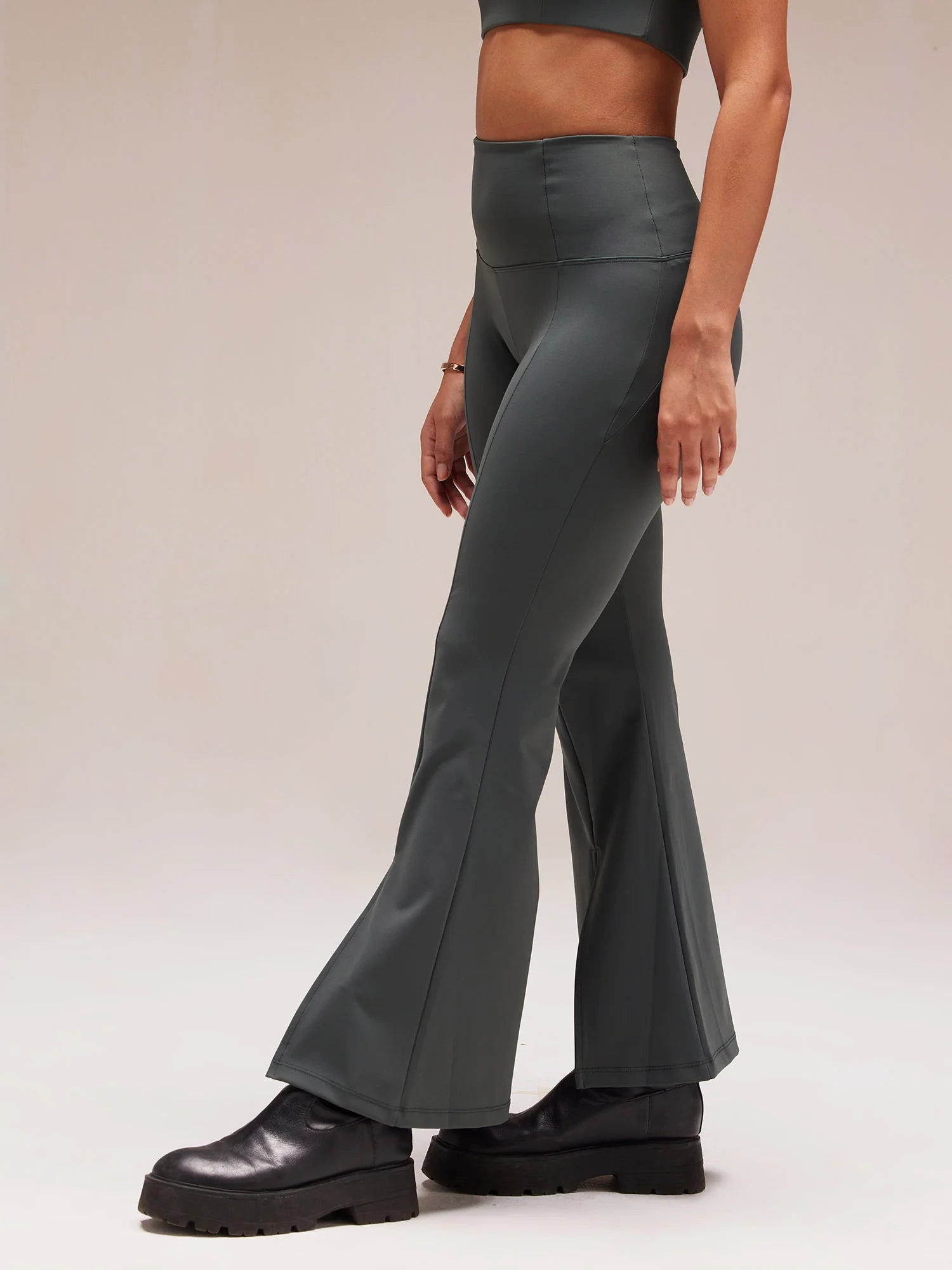 Dark Green High-Waisted Flare Leggings for Women – Sculpting Bootcut Yoga Pants